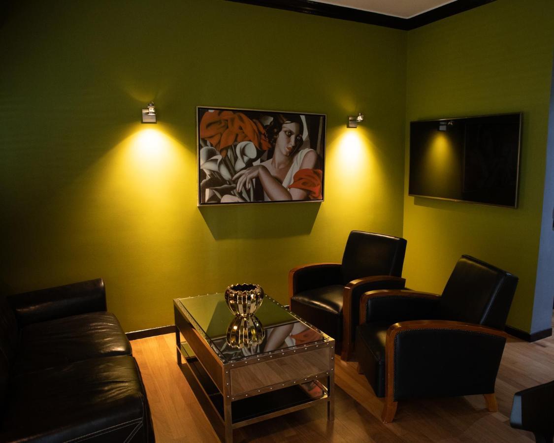 Andromeda Suites Athènes Extérieur photo