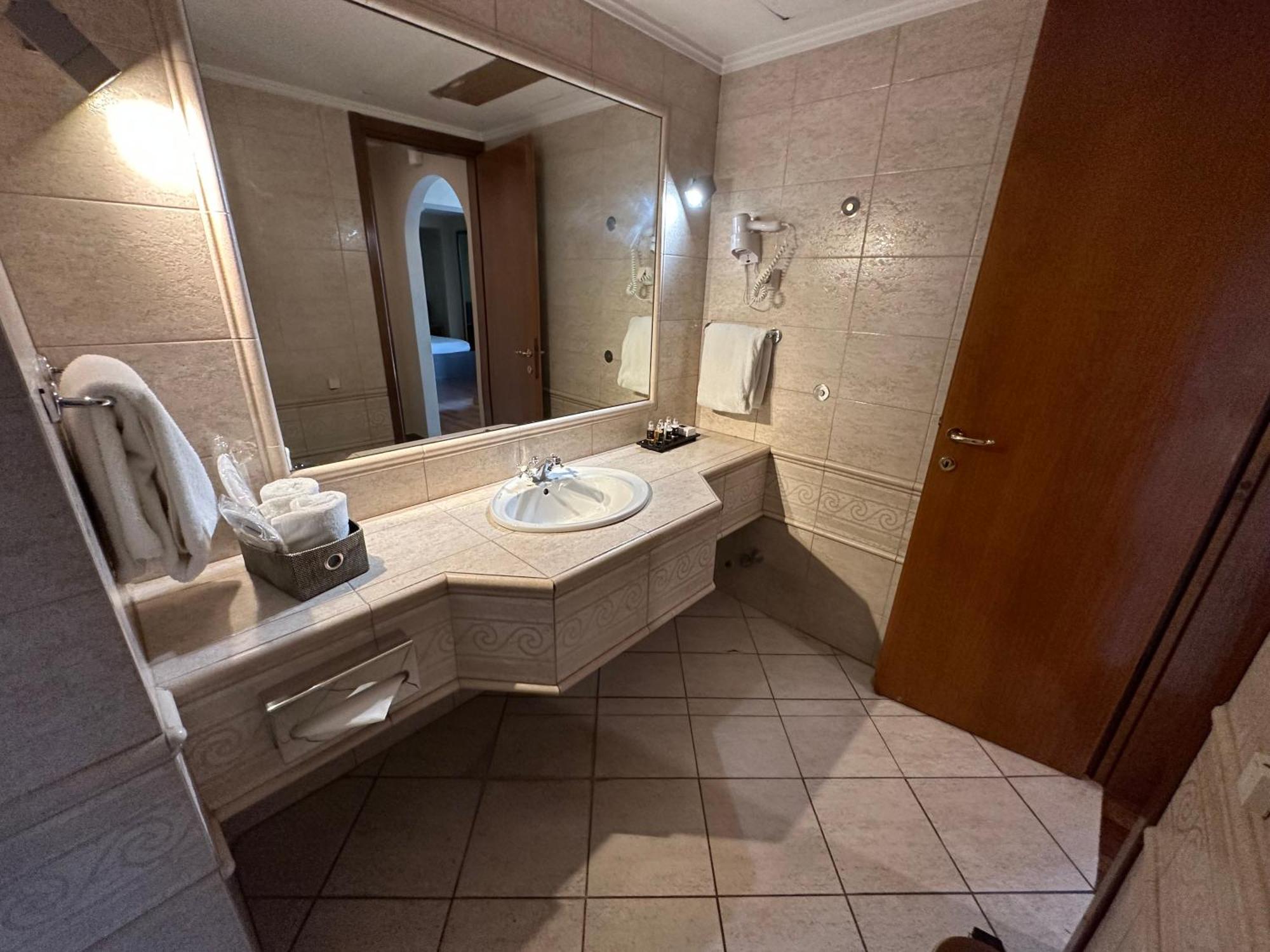Andromeda Suites Athènes Extérieur photo