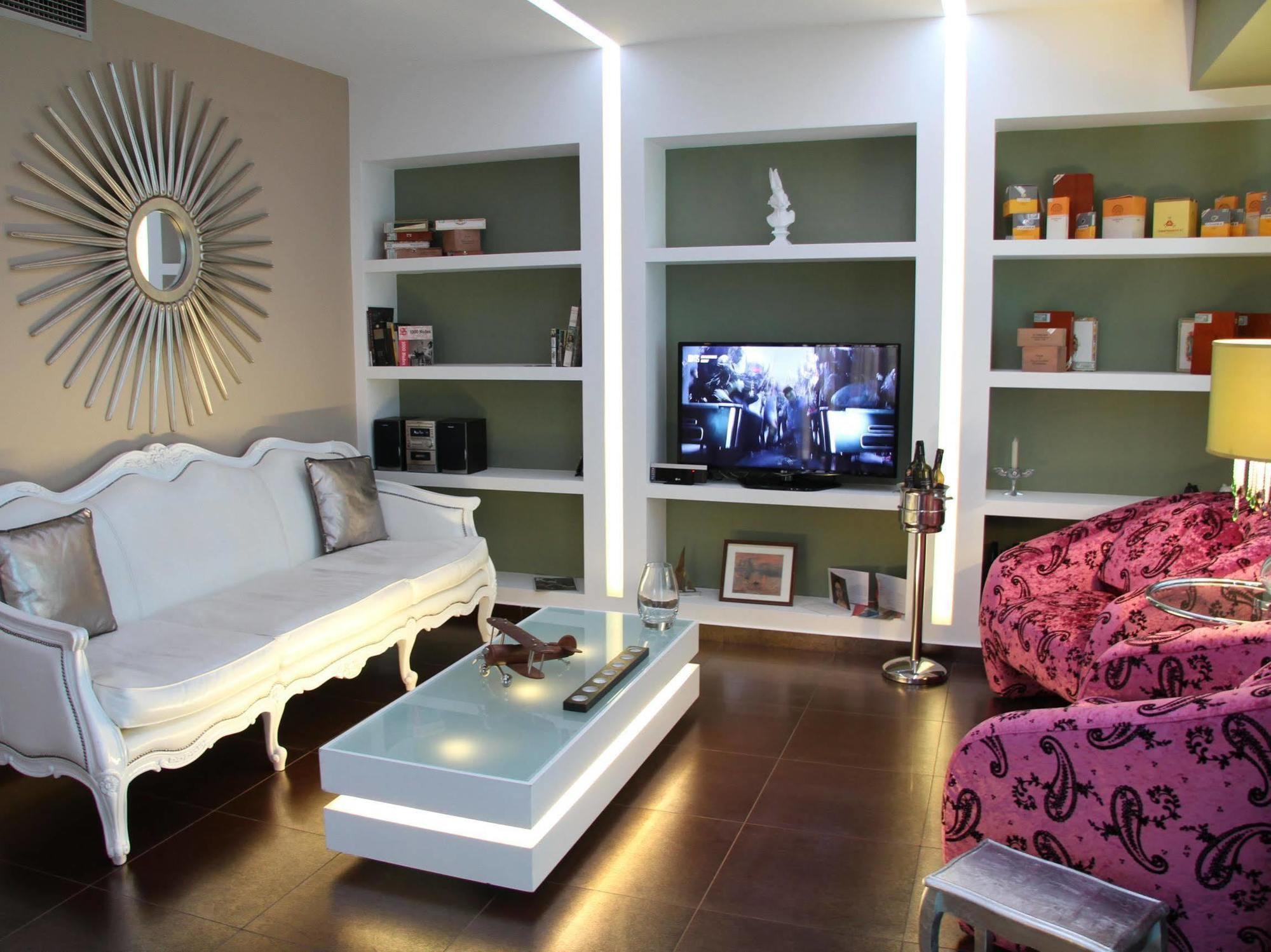Andromeda Suites Athènes Extérieur photo